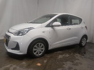 Hyundai I-10 i10 (B5) Hatchback 1.0 12V (G3LA) [49kW]  (08-2013/06-2020) picture 3