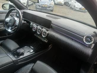 Mercedes A-klasse A Limousine (177.1) Sedan 1.3 A-200 Turbo (M282.914) [120kW]  (09-2018=
/12-2026) picture 8