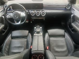 Mercedes A-klasse A Limousine (177.1) Sedan 1.3 A-200 Turbo (M282.914) [120kW]  (09-2018=
/12-2026) picture 11