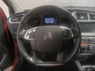 Citroën C4 C4 Berline (NC) Hatchback 5-drs 1.6 BlueHDI 100 (DV6FD(BHY)) [73kW]  (=
07-2014/05-2018) picture 18