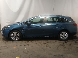 Opel Astra Astra K Sports Tourer Combi 1.0 Turbo 12V (B10XFT(Euro 6)) [77kW]  (01=
-2016/12-2022) picture 3