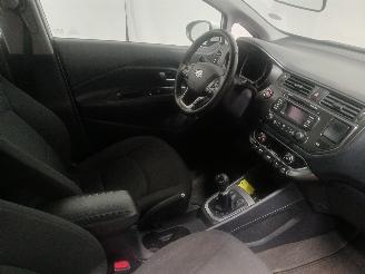 Kia Rio Rio III (UB) Hatchback 1.2 CVVT 16V (G4LA5) [63kW]  (09-2011/12-2017) picture 9