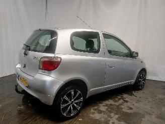 Toyota Yaris Yaris (P1) Hatchback 1.3 16V VVT-i (2SZFE) [64kW]  (04-2002/09-2005) picture 6