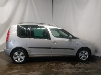 Skoda Roomster Roomster (5J) MPV 1.4 16V (BXW) [63kW]  (09-2006/05-2015) picture 7