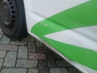 Volkswagen Transporter Transporter T5 Van 1.9 TDi (AXC) [63kW]  (04-2003/11-2009) picture 17