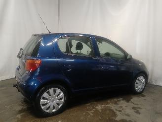 Toyota Yaris Yaris (P1) Hatchback 1.3 16V VVT-i (2SZFE) [64kW]  (04-2002/09-2005) picture 5