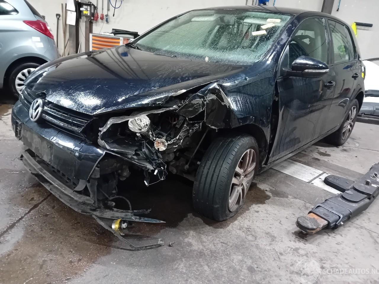 Volkswagen Golf Golf VI (5K1) Hatchback 1.2 TSI BlueMotion (CBZB) [77kW]  (11-2008/11-=
2012)