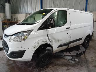 rozbiórka samochody ciężarowe Ford Transit Transit Custom Van 2.2 TDCi 16V (DRFG) [74kW]  (04-2012/06-2016) 2015/1