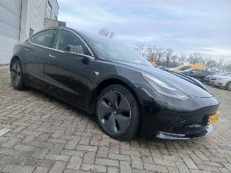 Tesla Model 3 Model 3 Sedan Long Range AWD 75 kWh (3D5) [258kW]  (06-2018/...) picture 18