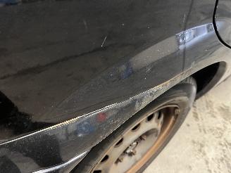 Mazda 323 323 Fastbreak (BJ14) Hatchback 1.6 16V (ZM) [72kW]  (01-2001/09-2003) picture 23