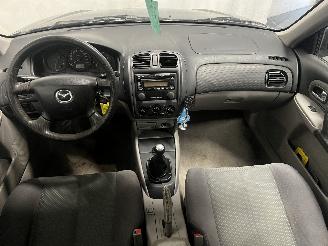 Mazda 323 323 Fastbreak (BJ14) Hatchback 1.6 16V (ZM) [72kW]  (01-2001/09-2003) picture 11