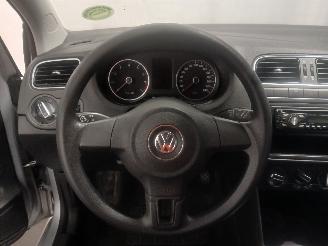 Volkswagen Polo Polo V (6R) Hatchback 1.4 16V (CGGB(Euro 5)) [63kW]  (03-2009/05-2014)= picture 19