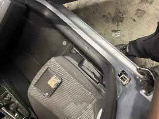 Seat Leon Leon ST (5FF) Combi 5-drs 1.0 TSI 12V (CHZD) [85kW]  (05-2015/08-2020)= picture 12