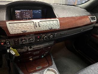 BMW 7-serie 7 serie (E65/E66/E67) Sedan 745d 4.4 V8 32V (M67-D45) [220kW]  (03-200=
5/08-2005) picture 18