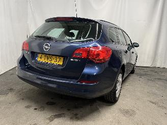 Opel Astra Astra J Sports Tourer (PD8/PE8/PF8) Combi 1.4 16V ecoFLEX (A14XER(Euro=
 5)) [74kW]  (10-2010/10-2015) picture 5