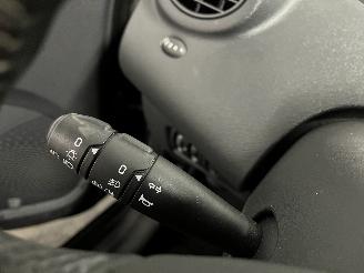 Renault Twingo Twingo II (CN) Hatchback 3-drs 1.2 16V (D4F-764(D4F-E7)) [55kW]  (03-2=
007/09-2014) picture 14