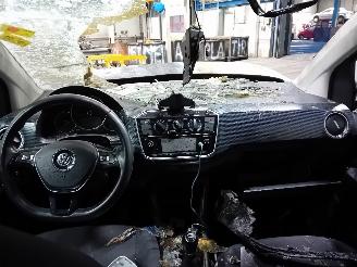 Volkswagen Up! Up! (121) Hatchback 1.0 12V 60 (CHYA) [44kW]  (08-2011/08-2020) picture 5