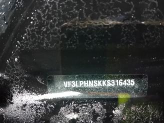 Peugeot 308 308 (L3/L8/LB/LH/LP) Hatchback 5-drs 1.2 12V e-THP PureTech 130 (EB2DT=
S(HNY)) [96kW]  (11-2013/06-2021) picture 6