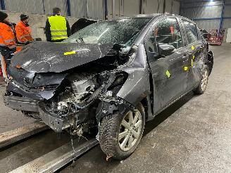 disassembly passenger cars Toyota Yaris Yaris III (P13) Hatchback 1.5 16V Hybrid (1NZ-FXE) [74kW]  (03-2012/09=
-2020) 2013/7