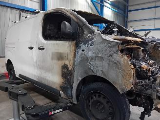 Opel Vivaro Vivaro Van 2.0 CDTI 177 (D20DTR(DW10FDCU)) [130kW]  (03-2019/04-2025) picture 2