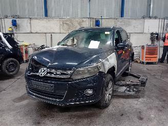 Dezmembrări autoturisme Volkswagen Tiguan Tiguan (5N1/2) SUV 2.0 TDI DRF 16V 4Motion (CFGC(Euro 5)) [130kW]  (11=
-2012/07-2018) 2013/11
