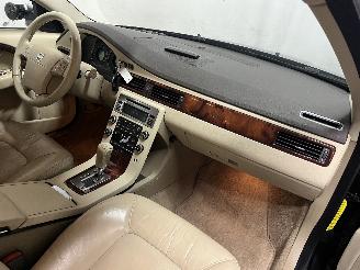 Volvo Xc-70 XC70 (BZ) SUV 3.2 24V AWD (B6324S) [175kW]  (08-2007/12-2011) picture 18