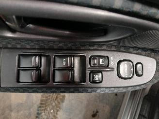 Subaru Impreza Impreza II Plus (GG) Hatchback 5-drs 1.5 16V AWD (EL15) [77kW]  (05-20=
06/02-2008) picture 12