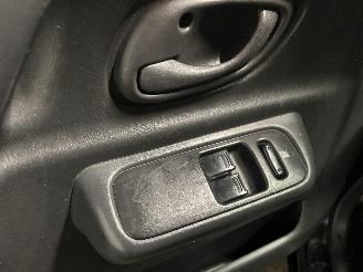 Suzuki Ignis Ignis (FH) Hatchback 1.3 16V (M13A) [61kW]  (10-2000/09-2003) picture 14