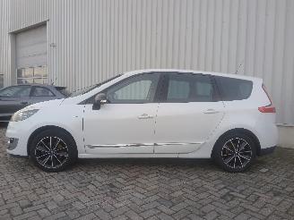 Renault Scenic Grand Scénic III (JZ) MPV 1.4 16V TCe 130 (H4J-700(H4J-A7)) [96kW]  =
(02-2009/12-2016) picture 3