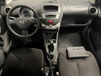 Toyota Aygo Aygo (B10) Hatchback 1.0 12V VVT-i (1KR-FE) [50kW]  (07-2005/05-2014) picture 20