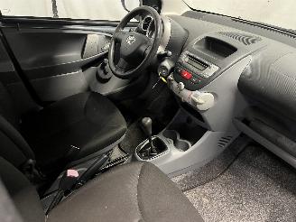 Toyota Aygo Aygo (B10) Hatchback 1.0 12V VVT-i (1KR-FE) [50kW]  (07-2005/05-2014) picture 18