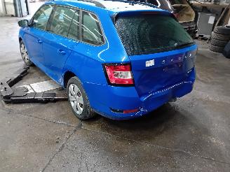 Skoda Fabia Fabia III Combi (NJ5) Combi 5-drs 1.0 TSI 12V (DKLD) [70kW]  (08-2014/=
12-2022) picture 4