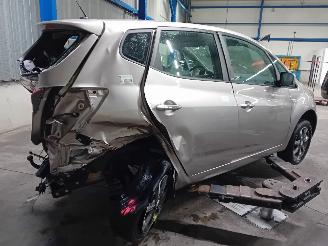 Hyundai Ix20 iX20 (JC) SUV 1.4i 16V (G4FA) [66kW]  (11-2010/07-2019) picture 3