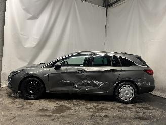 Opel Astra Astra K Sports Tourer Combi 1.4 Turbo 16V (B14XFT(Euro 6)) [110kW]  (1=
1-2015/12-2022) picture 4