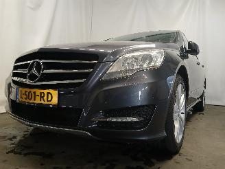 Schadeauto Mercedes R-klasse R (W251) MPV 3.5 350 V6 24V 4-Matic (M272.967) [200kW]  (08-2005/12-20=
12) 2011/5