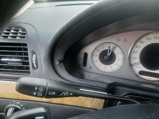 Mercedes E-klasse E (W211) Sedan 3.0 E-280 V6 24V (M272.943) [170kW]  (03-2005/12-2008) picture 14