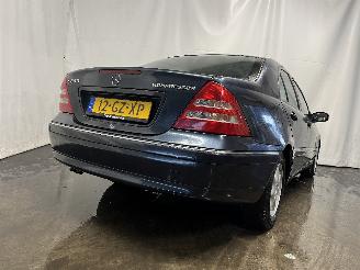 Mercedes C-klasse C (W203) Sedan 2.0 C-200K 16V (M111.955) [120kW]  (05-2000/06-2002) picture 5