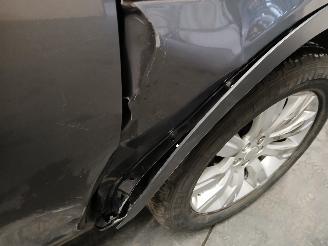 Land Rover Discovery Discovery Sport (LC) Terreinwagen 2.0 Si4 16V (204PT(GTDI)) [177kW]  (=
11-2014/...) picture 28