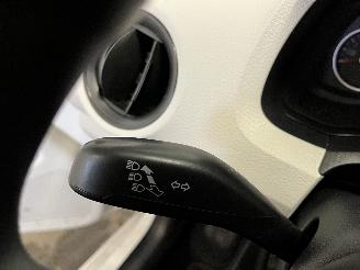 Volkswagen Up! Up! (121) Hatchback 1.0 12V 75 (CWRA) [55kW]  (08-2011/11-2019) picture 22