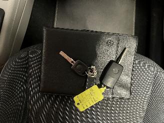 Volkswagen Up! Up! (121) Hatchback 1.0 12V 75 (CWRA) [55kW]  (08-2011/11-2019) picture 26