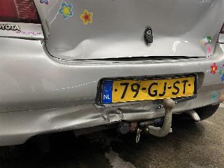 Toyota Yaris Yaris (P1) Hatchback 1.3 16V VVT-i (2SZFE) [63kW]  (08-1999/11-2005) picture 13