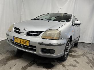 Schadeauto Nissan Almera Almera Tino (V10M) MPV 1.8 16V (QG18DE) [84kW]  (08-2000/02-2006) 2003/2