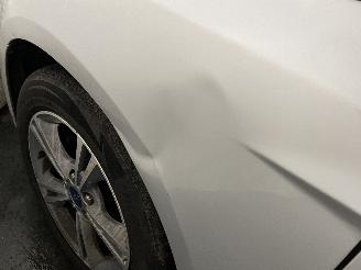 Ford Focus Focus 3 Hatchback 1.0 Ti-VCT EcoBoost 12V 100 (M2DA(Euro 5)) [74kW]  (=
02-2012/05-2018) picture 10