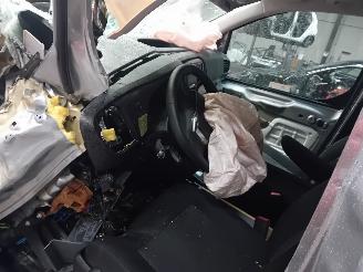 Peugeot Traveller Traveller MPV 1.5 BlueHDi 120 (DV5RUC(YHV)) [88kW]  (06-2018/04-2025) picture 5