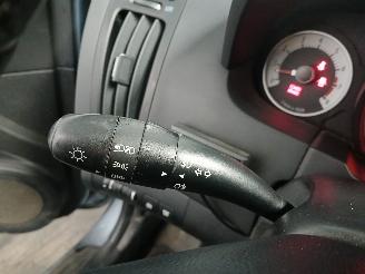 Kia Cee d Cee'd Sporty Wagon (EDF) Combi 1.4 16V (G4FA) [80kW]  (09-2007/12-2012=
) picture 14