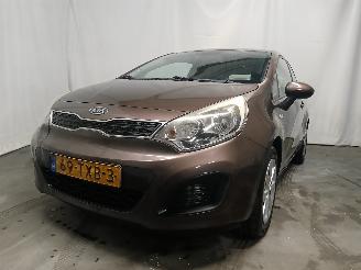 skadebil auto Kia Rio Rio III (UB) Hatchback 1.1 CRDi VGT 12V (D3FA) [55kW]  (09-2011/12-201=
7) 2012/4