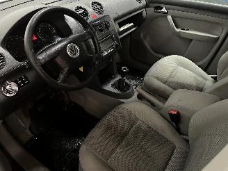 Volkswagen Caddy Caddy III (2KA,2KH,2CA,2CH) Van 1.6 (BSE) [75kW]  (04-2004/05-2015) picture 17