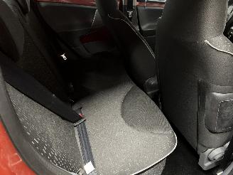 Peugeot 107 107 Hatchback 1.0 12V (384F(1KR)) [50kW]  (06-2005/05-2014) picture 12