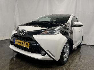 Schadeauto Toyota Aygo Aygo (B40) Hatchback 1.0 12V VVT-i (1KR-FE) [51kW]  (05-2014/06-2018) 2015/12