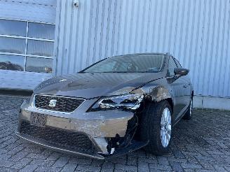 damaged passenger cars Seat Leon Leon ST (5FF) Combi 5-drs 1.4 TSI ACT 16V (CZEA) [110kW]  (05-2014/08-=
2020) 2015/9